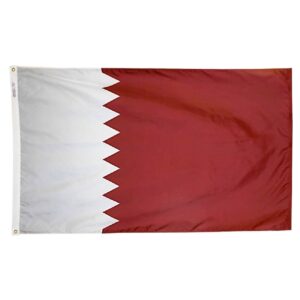 Nylon Qatar Flag Grommets Finish