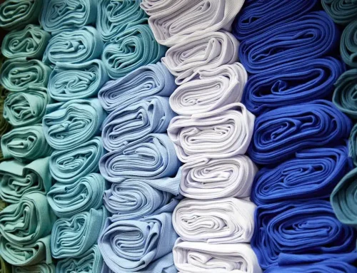 Nylon, Polyester, or Cotton: How to Pick a Flag Material